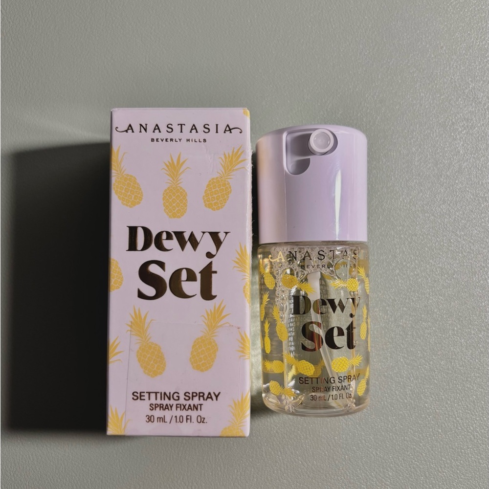 NWT Anastasia Beverly Hills Dewy Set Setting Spray - Pineapple Design